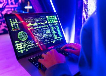 El preocupante año del sector tecnológico en Chile: Todavía faltan USD $8.000 millones de inversión