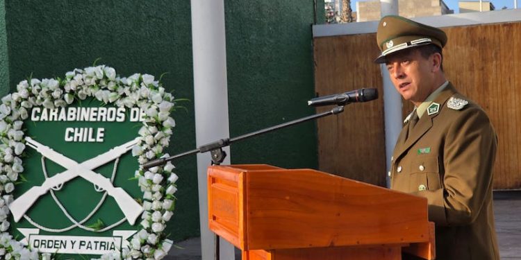 Carabineros de la Zona Tarapacá conmemoraron el Día del Mártir