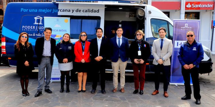 Masiva concurrencia a “Plaza de Justicia” en pleno centro de Iquique