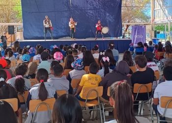 FINTDAZ presentó obra sobre Ekekos en Pozo Almonte y se esperan dos funciones en Iquique