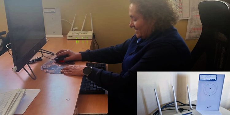 Postas rurales de la comuna de Putre cuentan con internet satelital gracias a la APS Universal