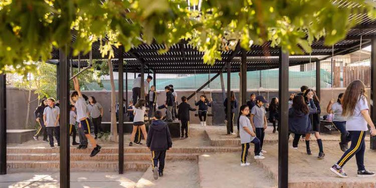 Colegios apuestan por espacios recreativos y con naturaleza para incentivar asistencia y aprendizajes de sus alumnos