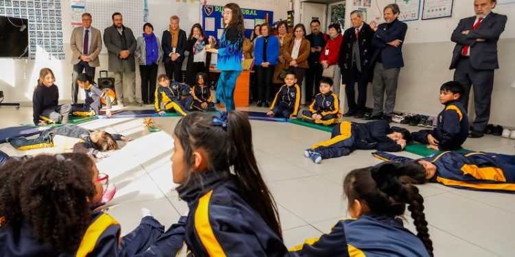 Mineduc presentó el Programa de Bienestar Socioemocional y Desarrollo Integral que beneficia a más de 40 mil estudiantes