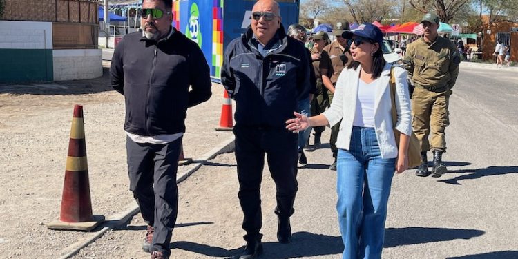 Delegada Presidencial coordina dispositivos para Fiesta de La Tirana