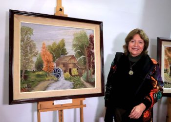 Anyelina Rojas presenta sus obras en Bordado Crewel en Casa Municipal de Cultura de Iquique