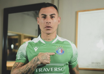 Eduardo Vargas se puso la camiseta de Audax Italiano