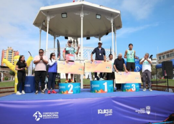 Tercera edición de «Medio Maratón Iquique» reunió a más de mil corredores