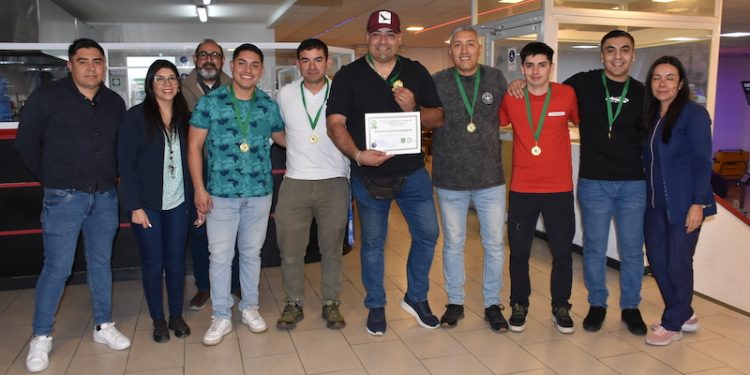 “Los Androides” se adjudicaron el primer lugar de torneo de bowling de Gendarmería