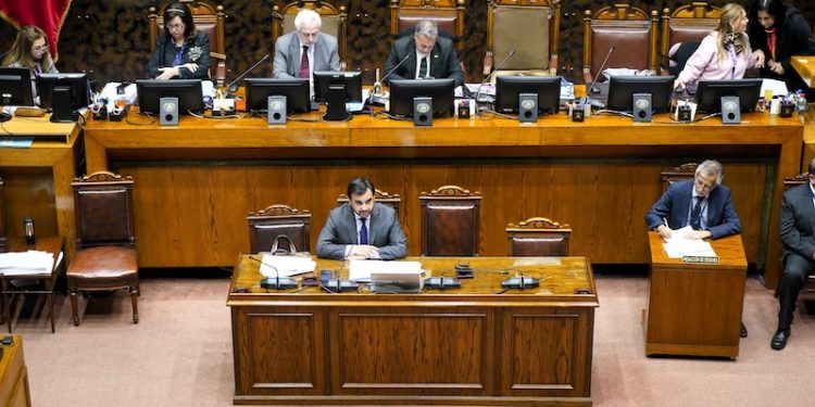 Congreso despacha a ley Reforma al Sistema Notarial y Registral