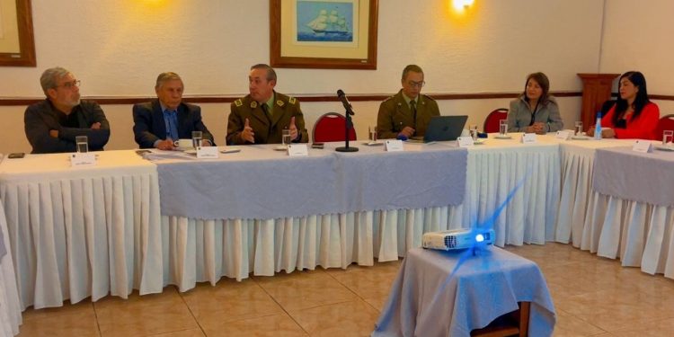 Carabineros se reunió con directivos de la Cámara de Comercio de Iquique