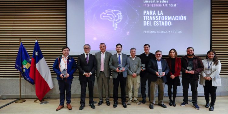 Masiva concurrencia a encuentro sobre Inteligencia Artificial en el sector público