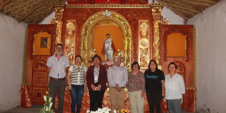 Bendicen retablo barroco en Humagata, poblado que florece como vergel ancestral