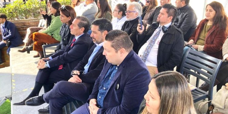 Lanzan incubadora de negocios en Alto Hospicio