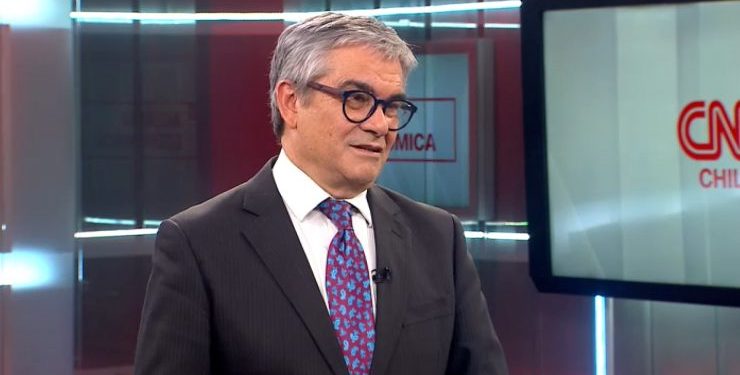 Ministro de Hacienda Mario Marcel descarta sumarse a equipo de Jeannette Jara