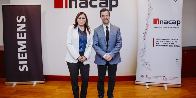 Siemens e INACAP sellaron una alianza para formar a los líderes de la Industria 4.0 en Chile