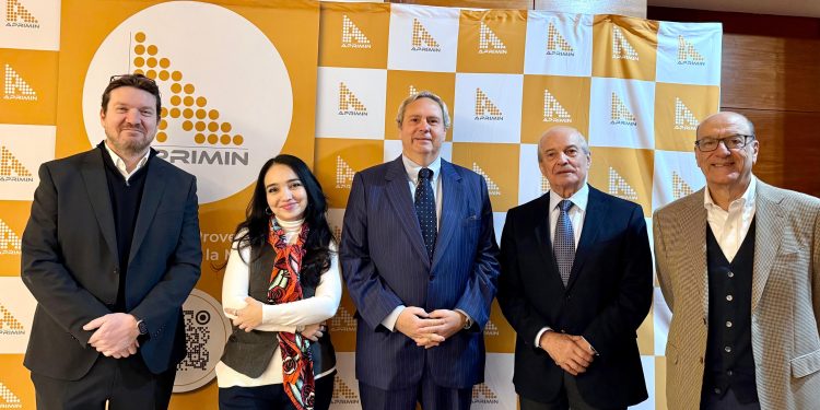 Pedro Correa de BHP expone hoja de ruta de inversiones por US$ 17 billones ante socios de APRIMIN