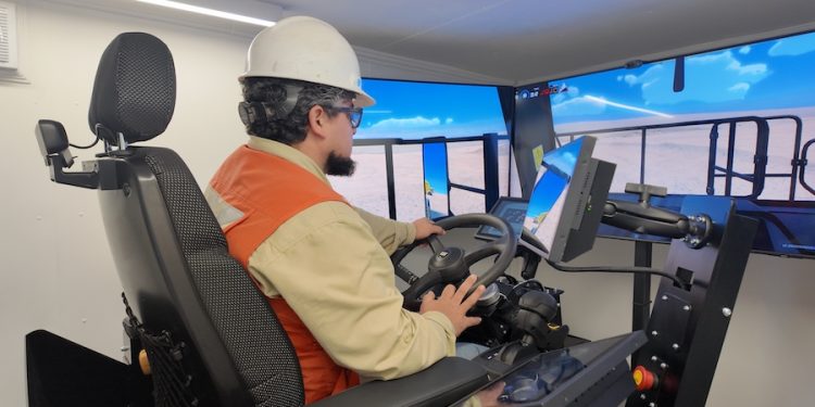 Simulador CAEX: Última tecnología llega a faena Nueva Victoria