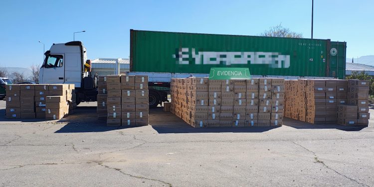Carabineros desarticula organización criminal dedicada al contrabando de cigarrillos