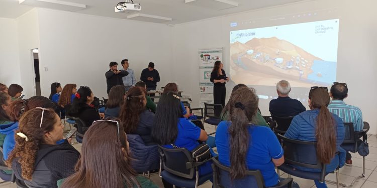 Aguas del Altiplano se reunió con trabajadores de JUNJI Tarapacá para conversar sobre manejo de redes sanitarias