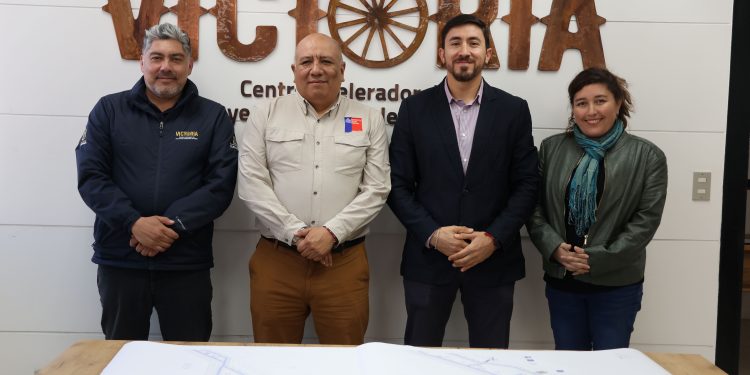 Firman convenio para impulsar infraestructura pública en el borde costero de Tarapacá