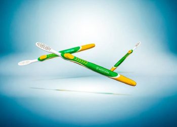 “Cepillo sin Dientes”: La audaz campaña que expone los graves problemas de salud bucal que afectan a miles de personas