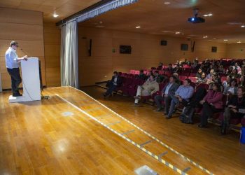 Fundación Oncológica y Servicio de Salud refuerzan educación en cáncer de cabeza y cuello