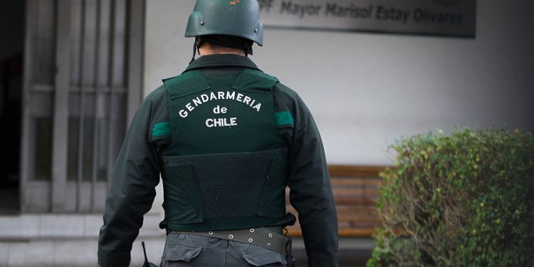 Gendarmería destituye a cuatro miembros del alto mando por viajar al extranjero con licencia médica