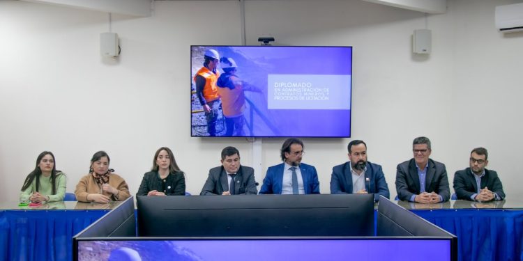 AII y UNAP lanzan Diplomado en Administración de Contratos Mineros y Procesos de Licitación en Tarapacá