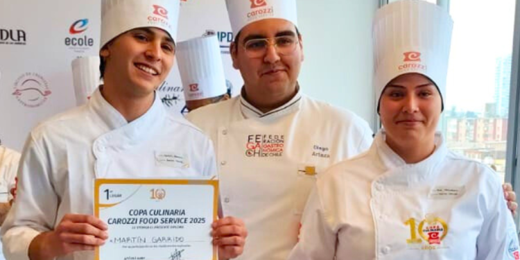 Estudiantes de Tarapacá triunfan y avanzan a la final nacional de la Copa Culinaria Carozzi