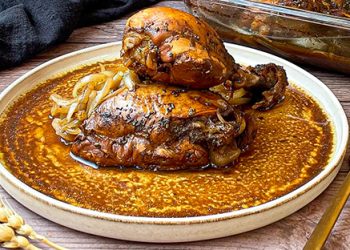 Pollo en Salsa Inglesa