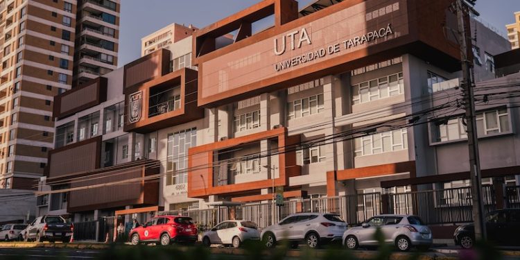 Gobierno Regional financiará moderno laboratorio para la Universidad de Tarapacá