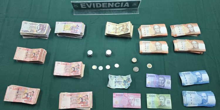 Detenido en Colchane por contrabando de dinero: Carabineros incautan millonaria suma en la frontera