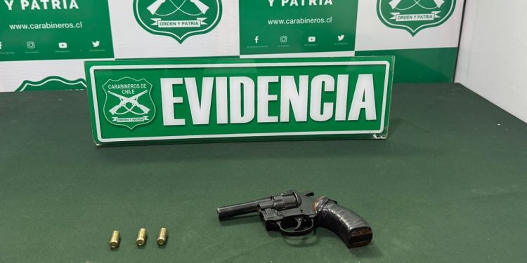 Carabineros recuperó dos armas durante la madrugada en Alto Hospicio