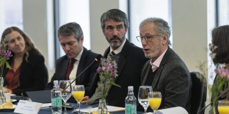 Ministro García propuso a SOFOFA trabajar en conjunto: “Contar con la colaboración del sector privado es indispensable”