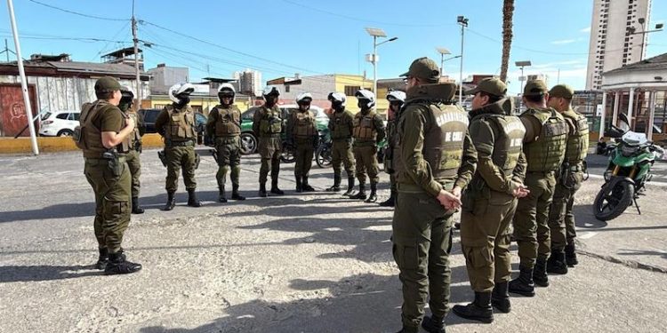 Sección Centauro de Carabineros finalizó ronda focalizada con 12 detenidos en Iquique