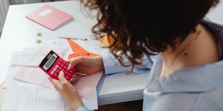 Aguinaldo de septiembre: Una oportunidad para ahorrar o reducir deudas