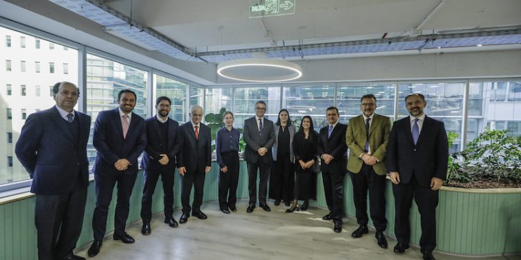 Ministros Marcel y Boccardo se reúnen con el Fondo Autónomo de Protección Previsional en sus primeros días de funcionamiento