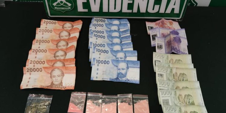 Droga Incautada y Detenido en Alto Hospicio: Carabineros Frustran Venta de Estupefacientes en Bencinera