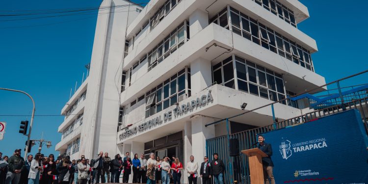 Gobierno de Tarapacá recibe septiembre con izamiento de la bandera nacional y el Campeonato Nacional Infantil de Cueca