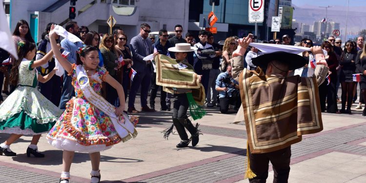 Inicio oficial del Mes de la Patria en Tarapacá
