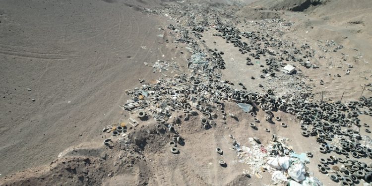 Se condena al Estado de Chile a la presentación de un plan de reparación tras acreditarse daño ambiental por vertederos irregulares de residuos en Alto Hospicio