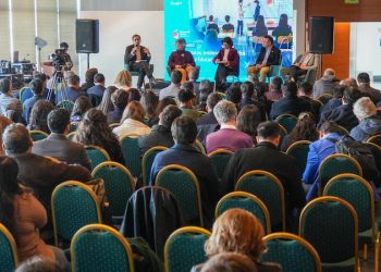 Sistema de Educación Pública y Por un Chile que Lee firman convenio para fortalecer la lectura en las comunidades educativas