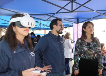 “Respira el Volcán” llegó a Iquique: Ciencia, arte y realidad virtual sobre la salud en entornos geográficos desafiantes como el Altiplano