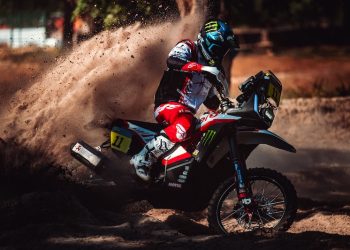 Ignacio Cornejo completó el prólogo del Rally Raid Portugal en la posición 24