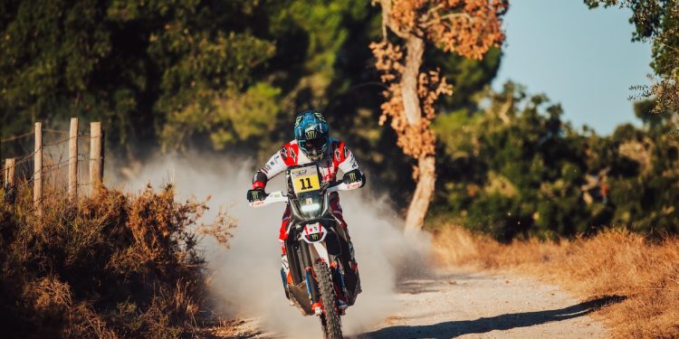 Ignacio Cornejo mantiene el ritmo en el Rally Raid de Portugal tras una etapa marcada por accidentes