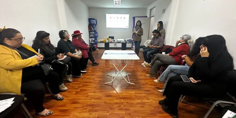 Taller “Poderosas 2025” fortalece liderazgo femenino con enfoque de género