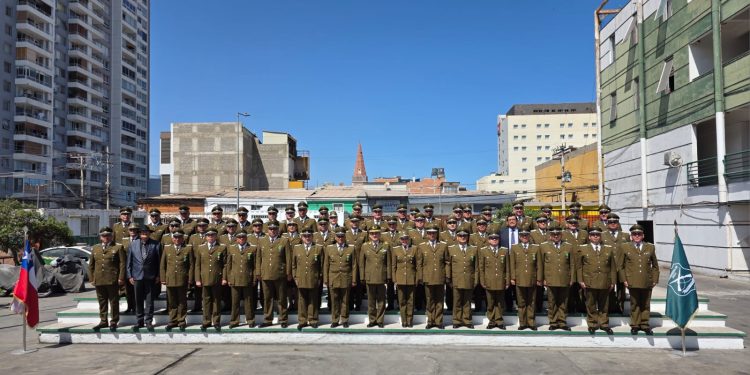 Carabineros conmemoró día de los suboficiales mayores