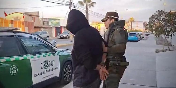 Controles nocturnos en Iquique terminan con 6 detenidos por conducción bajo alcohol y drogas