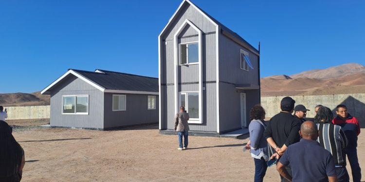 Huara proyecta el primer conjunto de viviendas industrializadas en Tarapacá