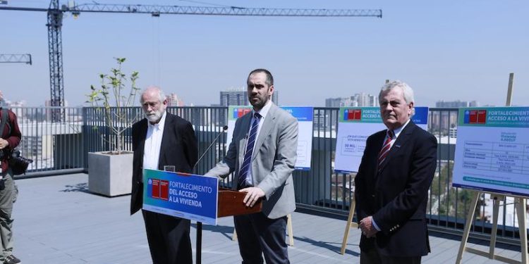 Gobierno anuncia el adelanto de recursos comprometidos para el subsidio al crédito hipotecario ante alta demanda por este beneficio